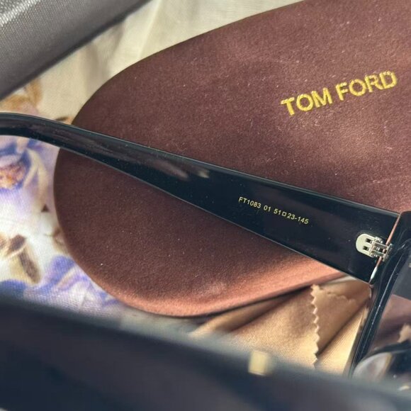 Tom ford sunglasses - Picture 7 of 9